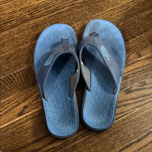 The North Face Navy and Blue Sandals
